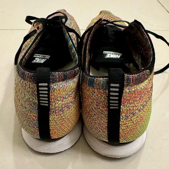 2016 EUC Nike Flyknit Racer Multicolor Size 12 - Picture 4 of 7